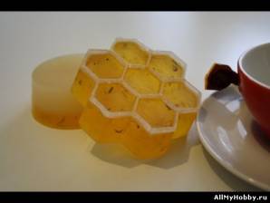 Мыло с медом, soap with honey