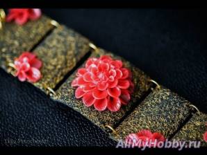 Видео мастер-класс: Делаем браслет с георгином. Making bracelet with dahlias. - YouTube
