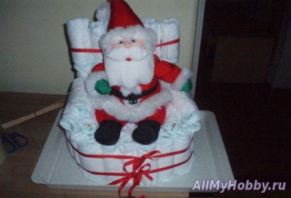 Подарок - торт из памперсов "Дед мороз"
