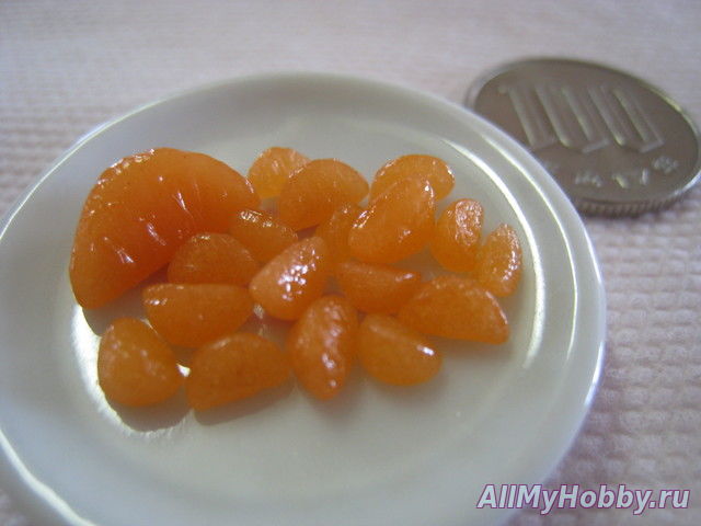 Фрукты из полимерной глины - дольки апельсина